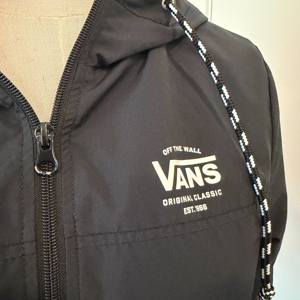 Vans Black Off the Wall Hooded Windbreaker - Picture 5 of 11